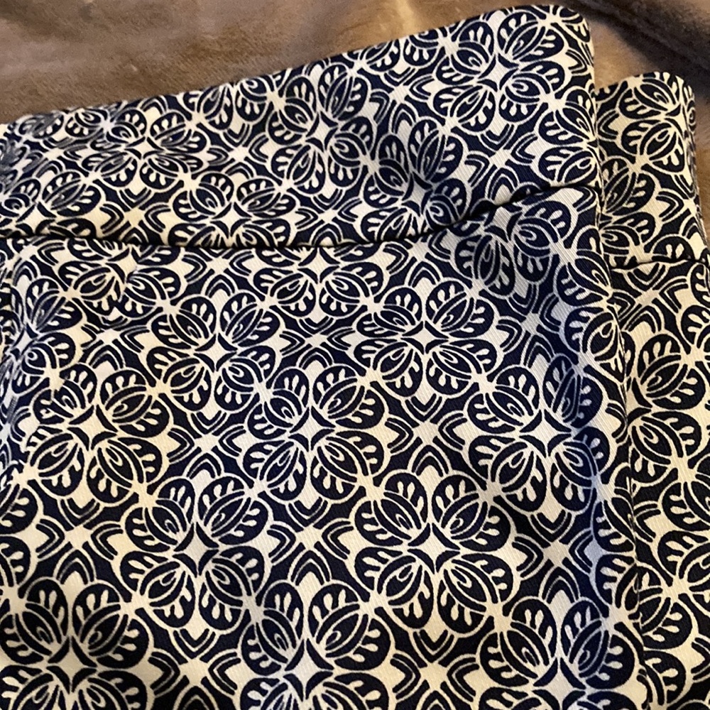 Lightweight Silky Patterned Pants. - image 2